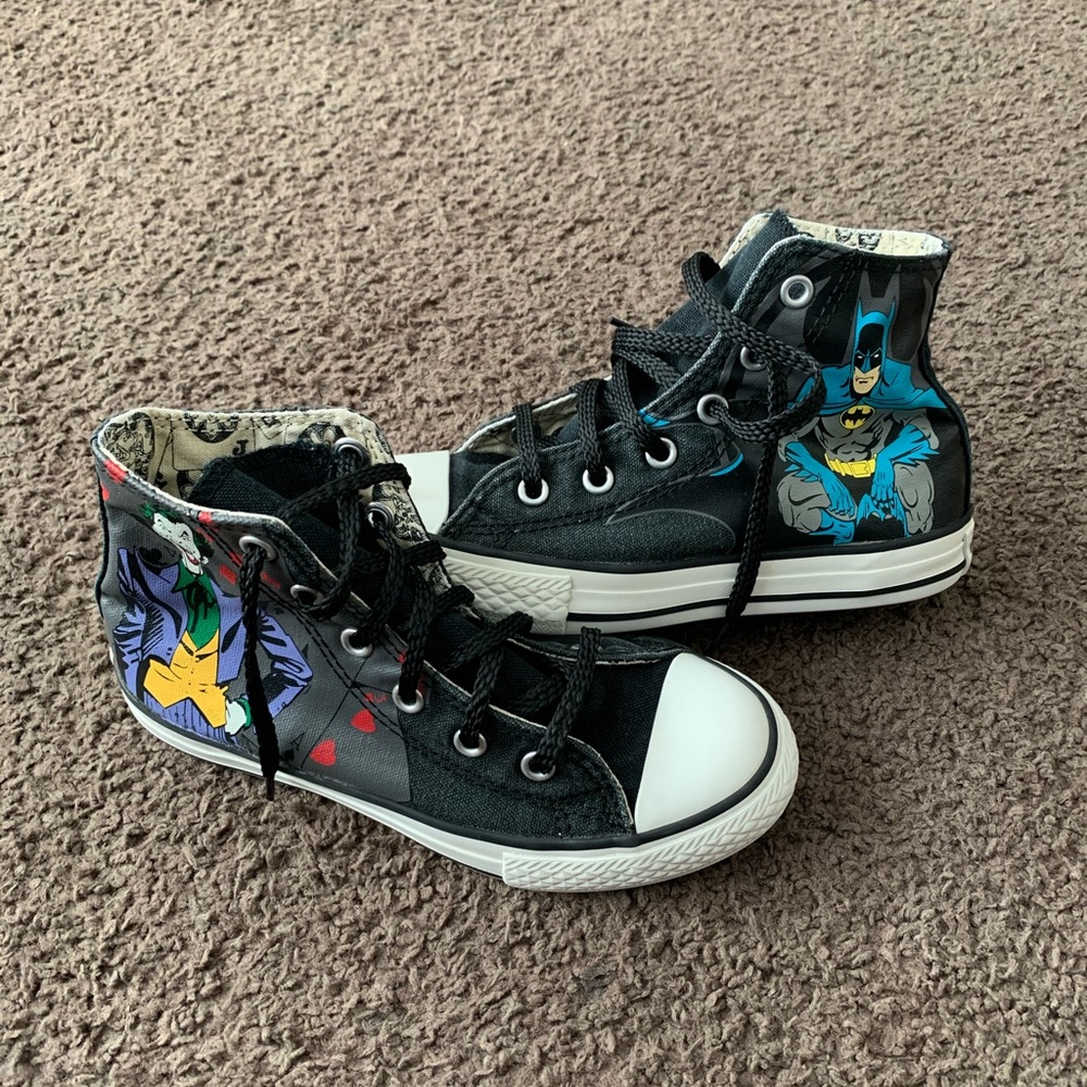 Converse shoes size 13
